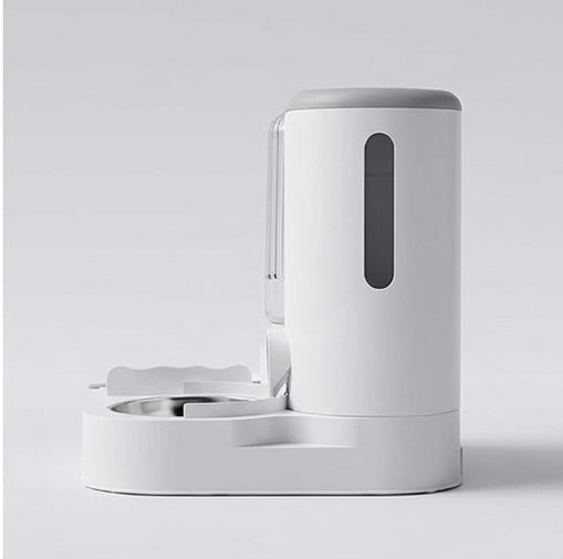 2-in-1 Wasser- und Futterspender – Schwerkraftbetrieb, kein Stromanschluss erforderlich