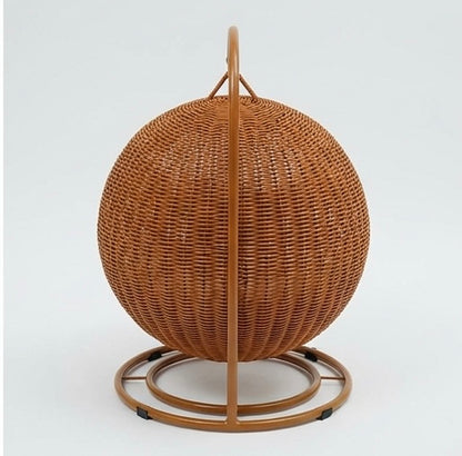 Handgeflochtene Katzenschaukel aus Rattan