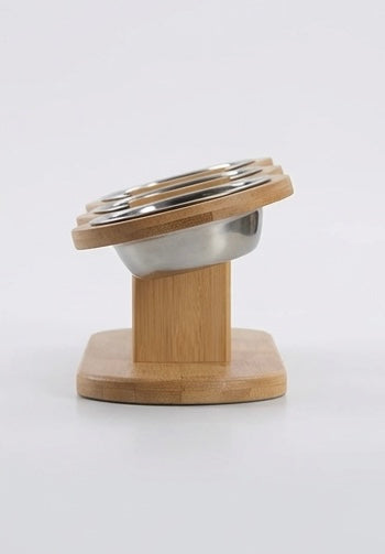Erhöhter Katzennapf mit 3 Näpfen aus Holz und Edelstahl – 15° geneigter Ständer – Natürliches Design