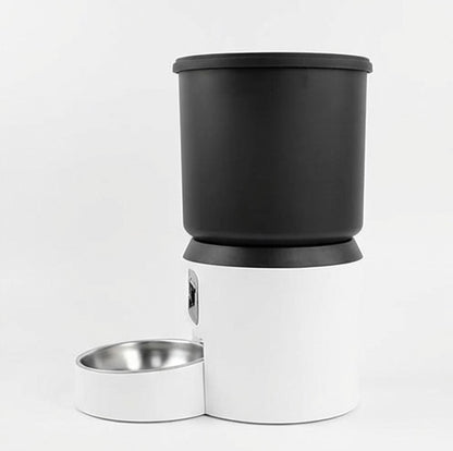 Distributeur automatique chat 4L – caméra HD & son bidirectionnel