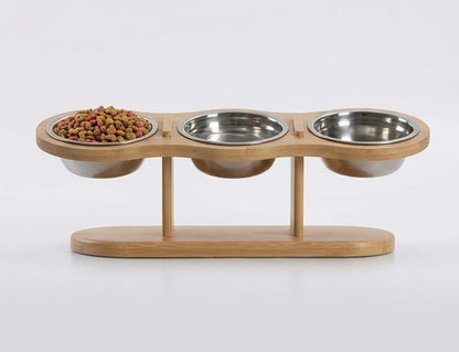 Erhöhter Katzennapf mit 3 Näpfen aus Holz und Edelstahl – 15° geneigter Ständer – Natürliches Design