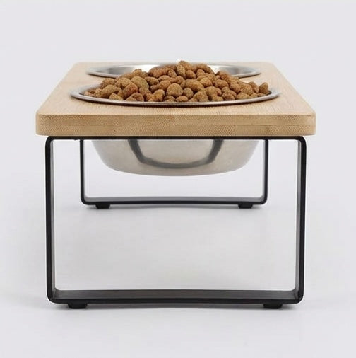 Erhöhter Katzennapf aus Holz, 15° geneigt – Edelstahlnapf mit natürlichem Design und Nackenstütze