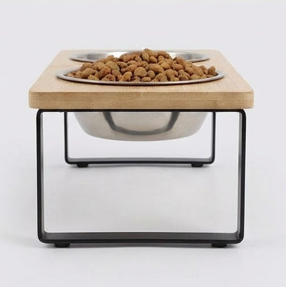 Erhöhter Katzennapf aus Holz, 15° geneigt – Edelstahlnapf mit natürlichem Design und Nackenstütze