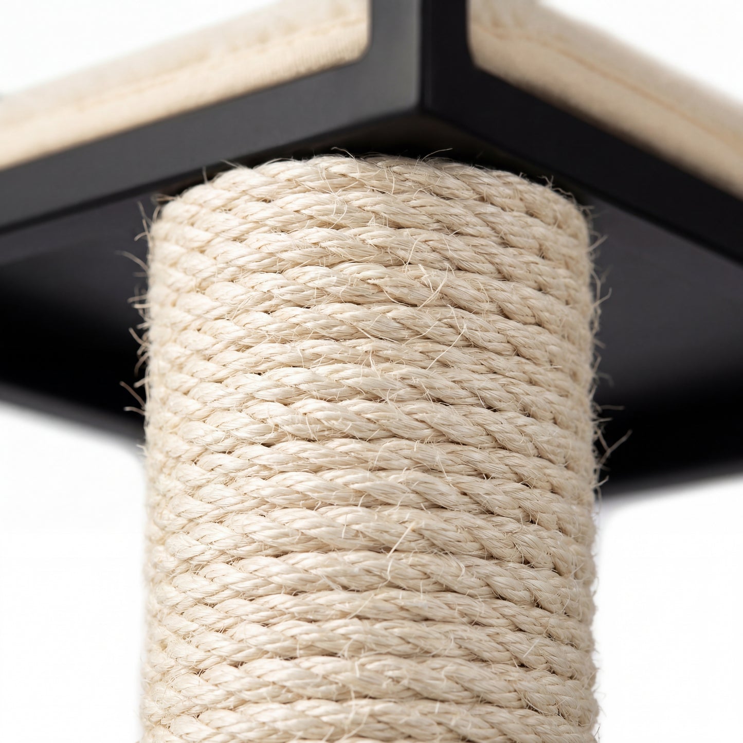 Complete cat tree with integrated litter box and food bowls - 146cm