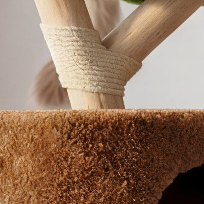 Multi-level solid wood cat tree – 148 cm green and brown